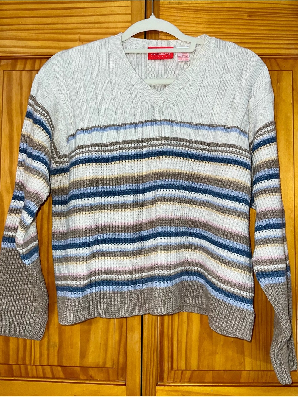 Liz Claiborne Ribbed V-Neck Sweater in Cream, Blue, Tan & Gray